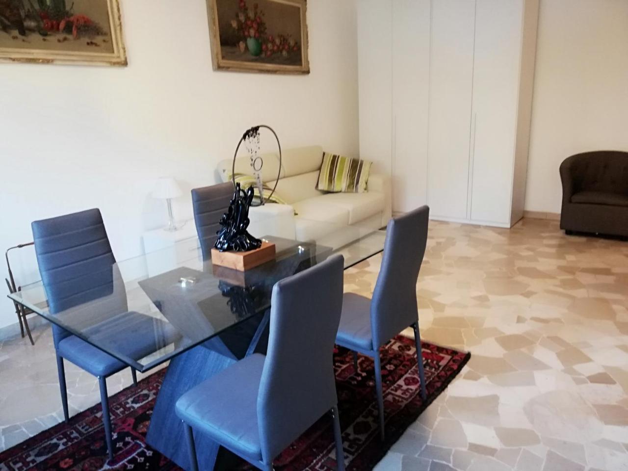 Nibre Daire Milano Dış mekan fotoğraf